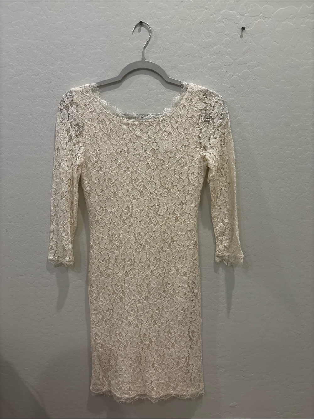 Babaton Cream Lace Long-Sleeve Sheath Dress